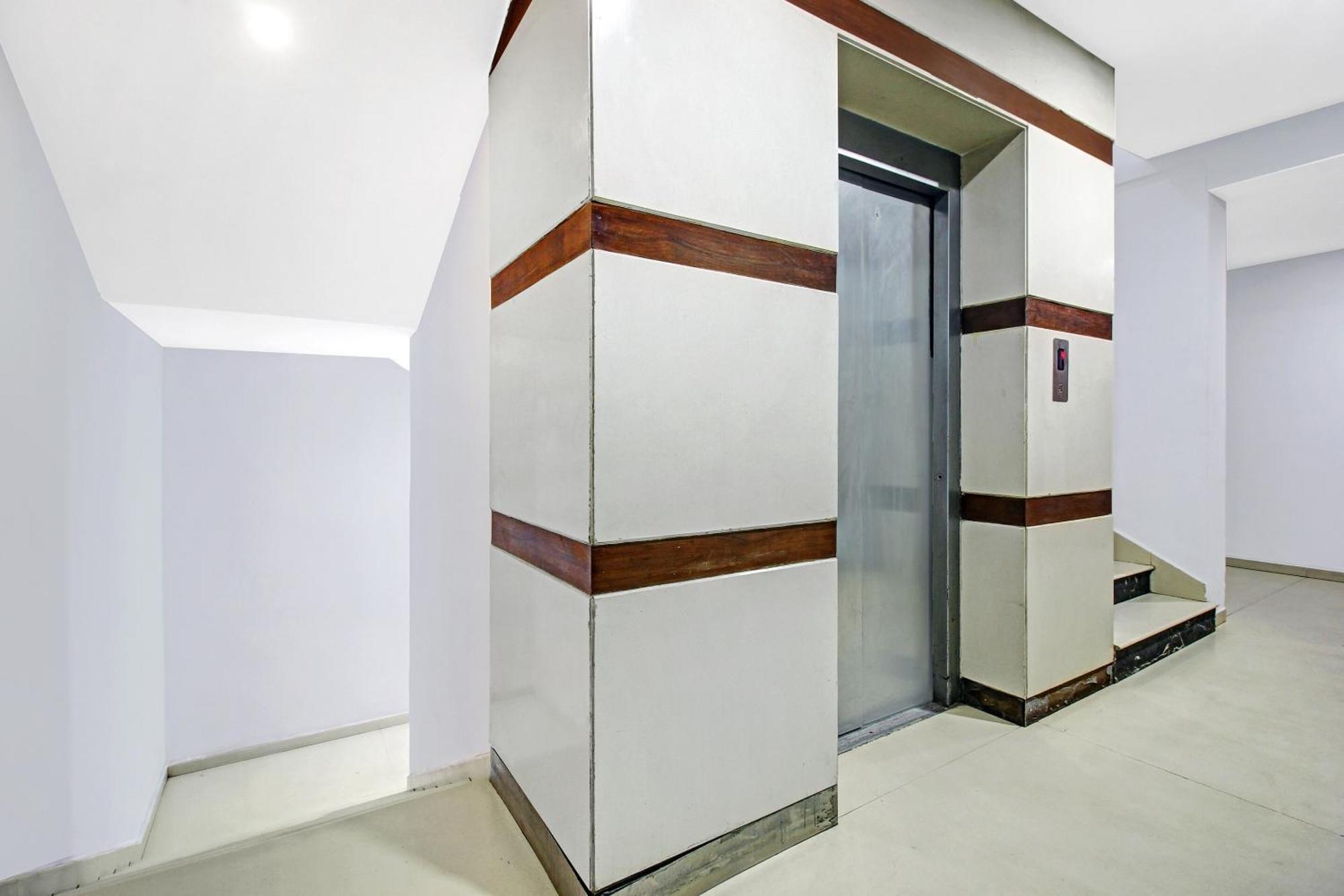 Townhouse Oak The Margi Hotel Near Yosufguda Metro Station Hyderabad Exterior photo