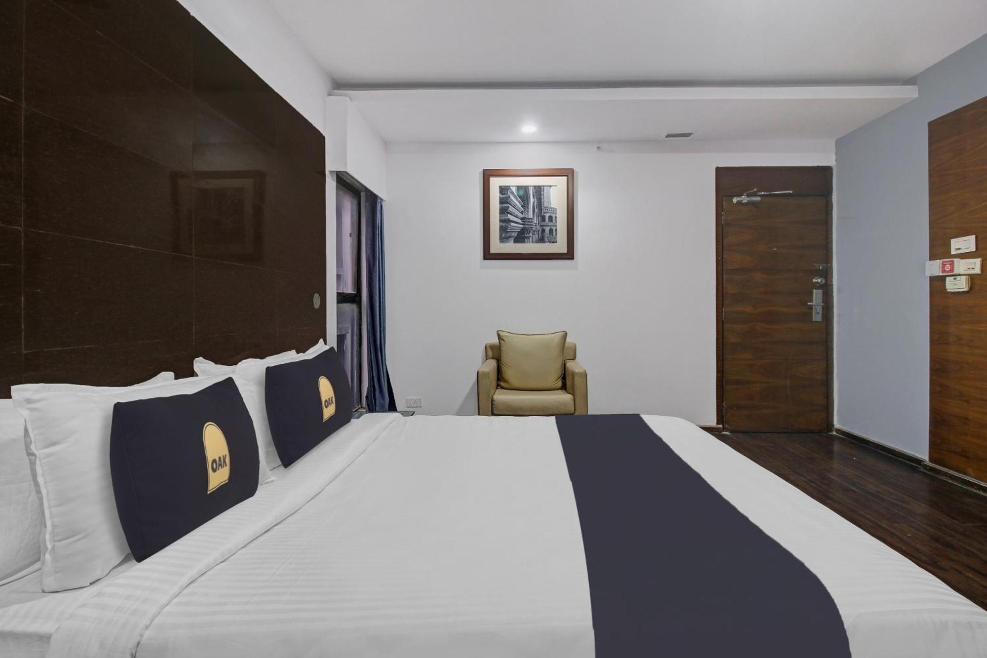 Townhouse Oak The Margi Hotel Near Yosufguda Metro Station Hyderabad Exterior photo